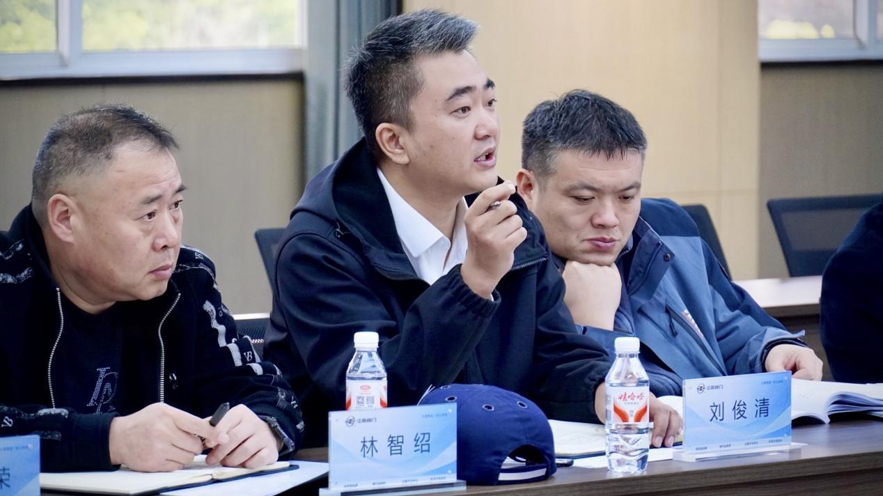 1781492209339017942.jpg 广西白龙核电项目抽汽逆止阀技术方案评审会在江南阀门圆满召开4.jpg